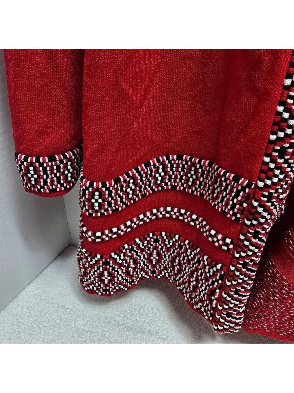 Women's Ruby Rd. Red & Black Patterned Cardigan Sweater L - Picture 3 of 10